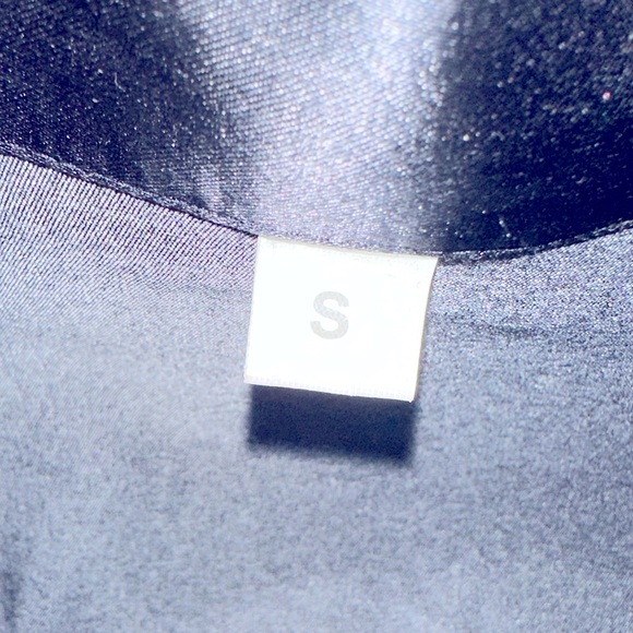 Floral Robe - Picture 4 of 4